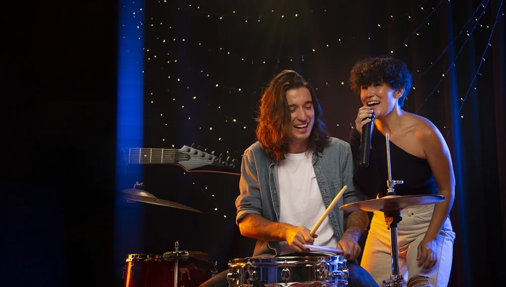 05 LB AGENCIA ARTISTA 01