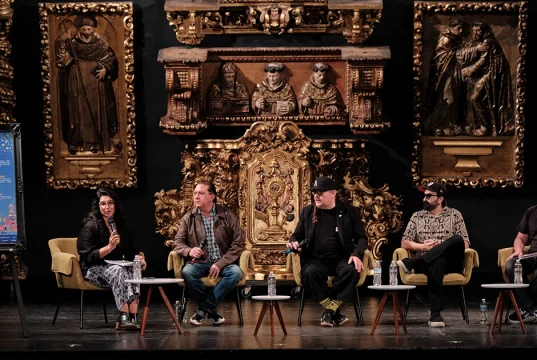 Corona Capital llega al Claustro para su edición de Corona Talks Radio por Internet