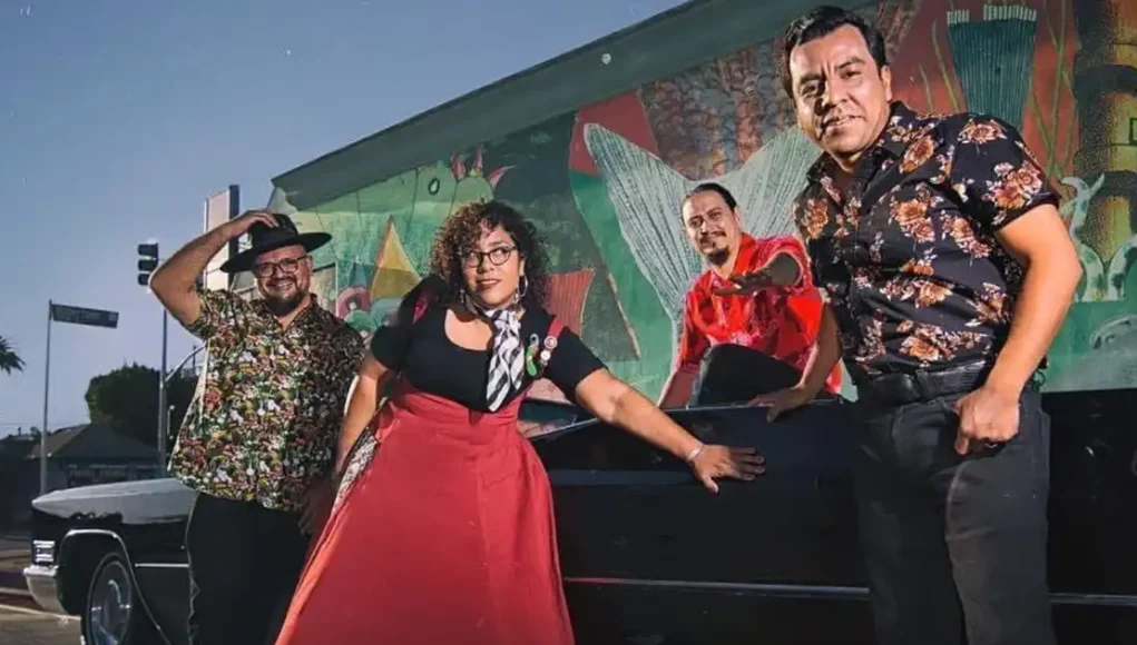 La-Santa-Cecilia-Concierto La Santa Cecilia