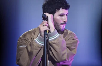 Sebastián Yatra regresa a México con Entre Tanta Gente Tour Radio por Internet