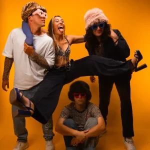 Alicia y las Hormigas Alicia y las Hormigas Foto