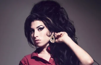 Amy Winehouse Back to Black 20 aniversario: reedición con demos inéditos y álbum en vivo Radio por Internet