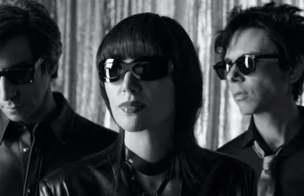 Yeah Yeah Yeahs Hidden in Pieces: lanzan álbum en vivo y cortometraje filmado en concierto Radio por Internet