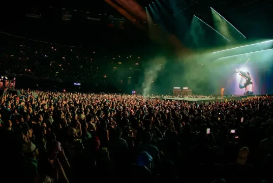 Young Miko reventó el Palacio de los Deportes miko_2026